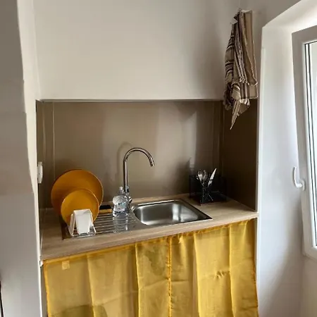 Maisonnette Dans Vieux Village Apartmán *